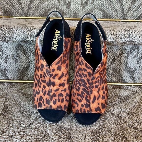 EEUC Women's Alegria Rosie Peep Toe Wedge Sandals Leopard Print Size 39 or 9 - Picture 3 of 5